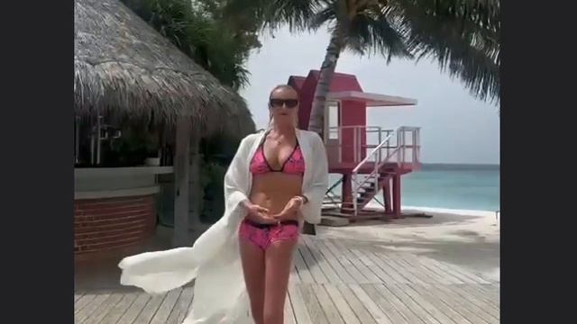 Настя Волочкова «Пока, неудачники!» смотреть онлайн