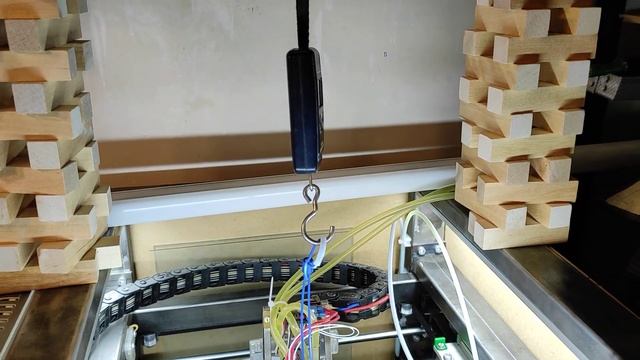 измерение тягового усилия экструдера "Лилипут".Measuring the pulling force of the extruder "Liliput смотреть онлайн