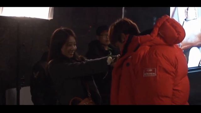 Ли Мин Хо и Пак Шин Хе на съемках дорамы 