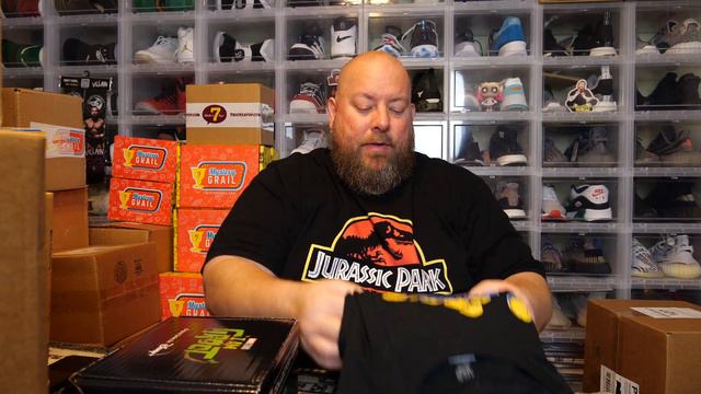 Cracking open the I AM GROOT Marvel Funko Pop Mystery Box смотреть онлайн