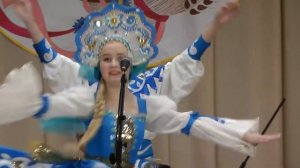 Народный ансамбль  Искорка  танец  Барыня