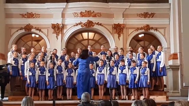 Дитячий хор "Мелодія" - укр. нар. пісня "Ой, на горі калина", обр. І. Захаржевського смотреть онлайн
