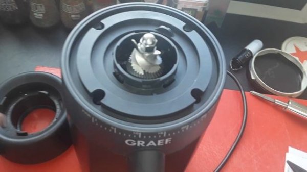 Modifying = Graef CM 702 Coffee Grinder 2/3