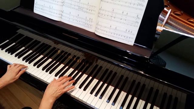 A Holly Jolly Christmas, Johnny Marks (Late-Intermediate Piano Solo) смотреть онлайн