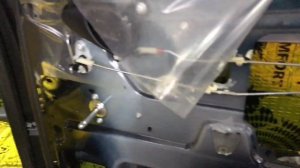 Chevrolet NIVA (Шевроле Нива) шумоизоляция. Эффект ощущается колоссальный, а затраты минимальные