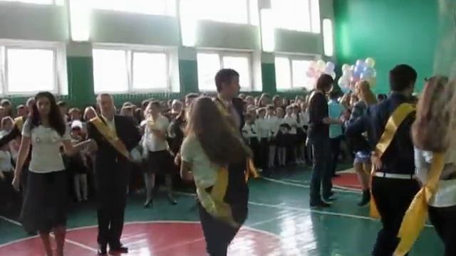"школьный вальс" 11-Б смотреть онлайн