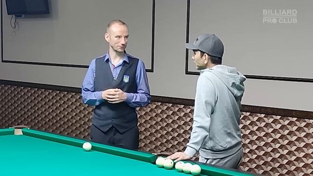 Приключения Айдоса в бильярде. 27 с кия в комбинированную пирамиду смотреть онлайн