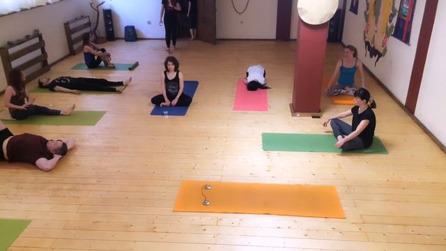 Медитация и Хатха-йога. Студия "Кайлас". Ведущий Валерий Вира. смотреть онлайн