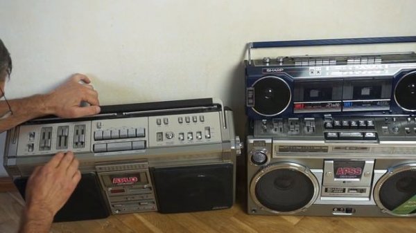 И еще немножко Шарпов. Sharp GF-800Z(BK), Sharp GF-9292X, Sharp GF-9696Z, Sharp WQ-261Z(BL)