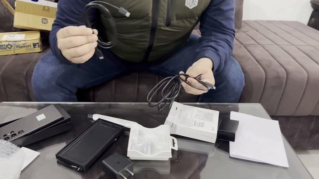 Samsung Galaxy S24 Ultra - The First AI Smartphone - Unboxing & First Impressions! смотреть онлайн