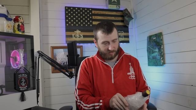 Распаковка посылки из России! | Unboxing Gifts From Russia! смотреть онлайн