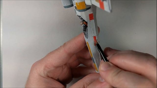 Painting and Weathering a 1/72 Bandai Star Wars X-Wing Starfighter смотреть онлайн