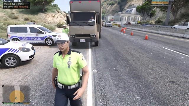 GTA 5 TRAFİK ÇEVİRME | GTA 5 TRAFİK POLİSİ MODU | LSPDFR смотреть онлайн
