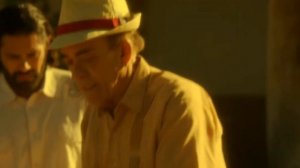 Дон Эладио получает деньги от Гектора Саламанко и Густаво Фринга. Лучше звоните Солу (Во все тяжкие