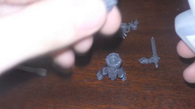 ВСКРЫВАЕМ CHAOS SPACE MARINE SQUAD + собираем чемпиона Хаоса смотреть онлайн