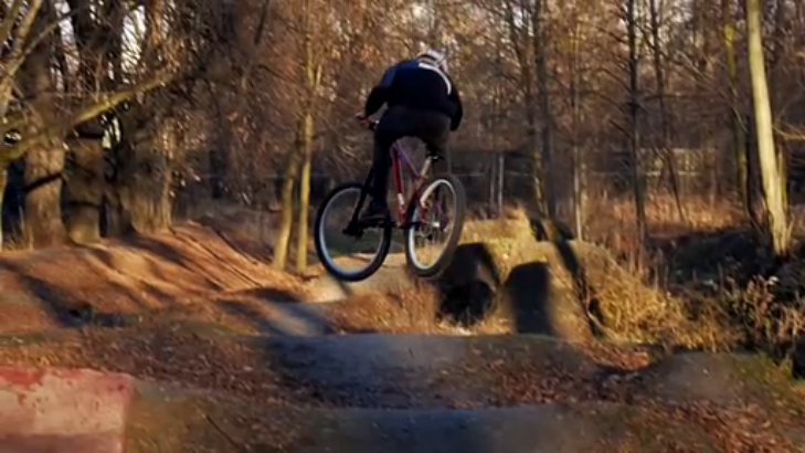 Даунхилл в Гливице смотреть онлайн