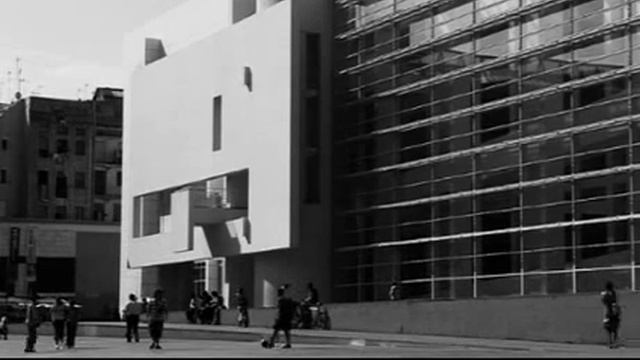 Torre Agbar Barcelona смотреть онлайн