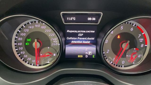 Mercedes-Benz GLA. Обзор приборной панели Мерседес ГЛА смотреть онлайн