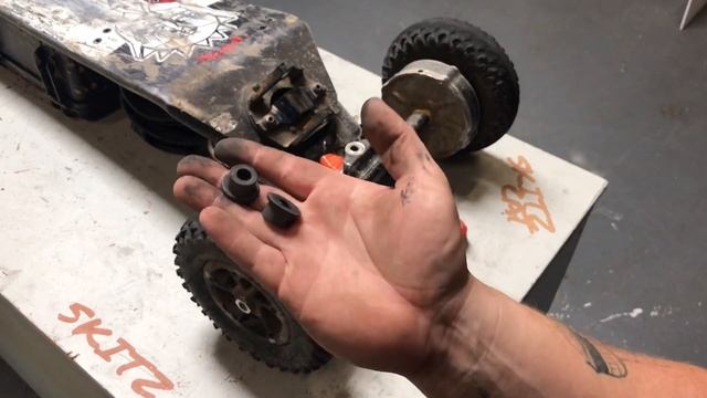 MATRIX II truck maintenance! FLAT tire! Cheesy Board Rack Mods! смотреть онлайн