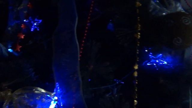 Украшаю комнату|~Пытаюсь вызвать снег~ смотреть онлайн