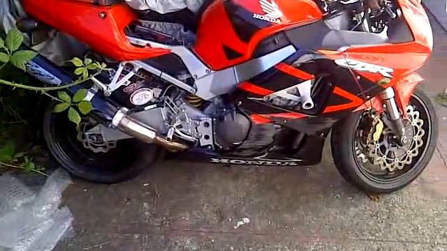 Oakland Ruff Ryders: Big Flip's Honda 929 смотреть онлайн