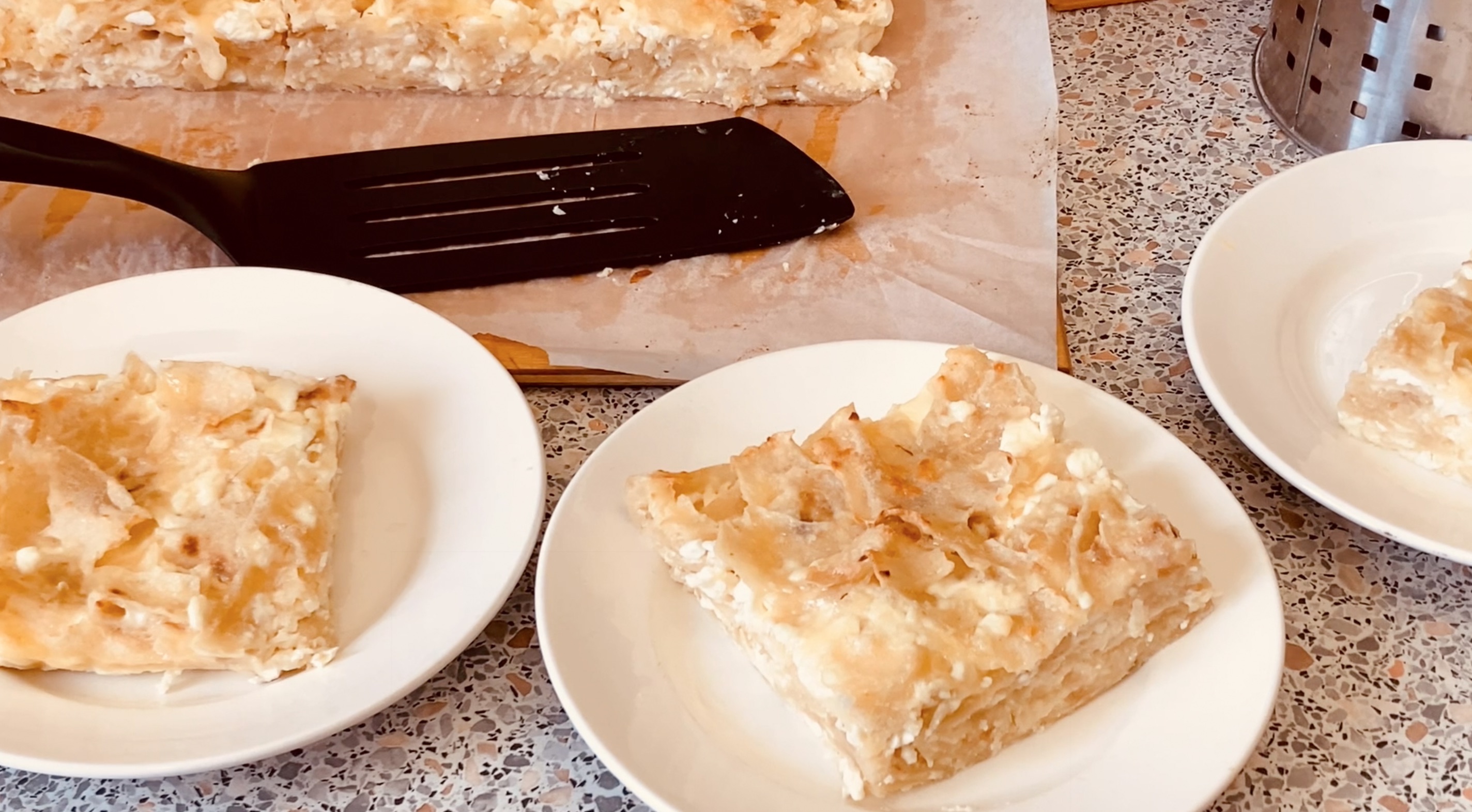 Ну, очень ленивая АЧМА смотреть онлайн