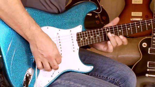 2010 Fender Stratocaster 1962 Custom Shop Reissue NOS Blue Sparkle Part4 смотреть онлайн