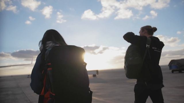 AIRPORT BOUND - FUERTEVENTURA смотреть онлайн