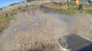 Бизон-Трек-Шоу-2015 Вид из кабины победителя тракторных гонок Али Ахметова. Камера Sony HDR-AS200