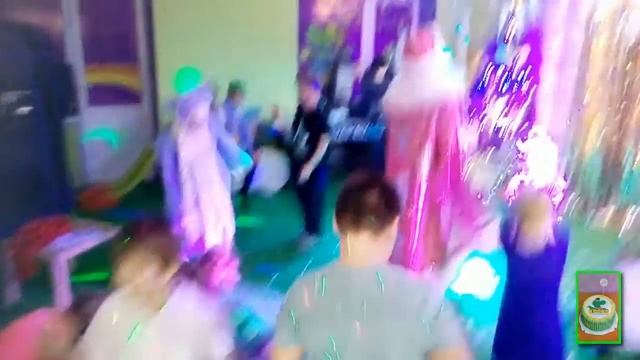 Новый год в клубе КРОКО! смотреть онлайн