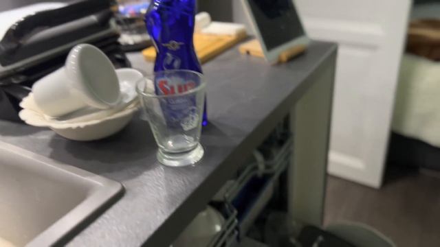 В школу В ХАЛАТЕ не ХОЖУ. ОЧЕНЬ ОБИДНО! Пробуем РУССКИЕ ПРОДУКТЫ всей СЕМЬЕЙ. НАХОДКИ и ПОКУПКИ смотреть онлайн