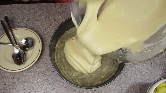 Пирог с ананасами. Простая домашняя выпечка смотреть онлайн