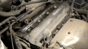 Замена прокладки клапанной крышки и сальников свечных колодцев на Toyota Camry SV33 3S-FE