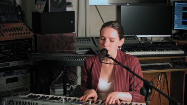 Nadya Lisenko - Mantra (Dakota cover) смотреть онлайн