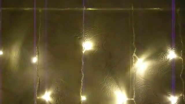 Светодиодная гирлянда штора 3х3 метра Теплый белый занавес белым мерцанием Прозрачный провод смотреть онлайн