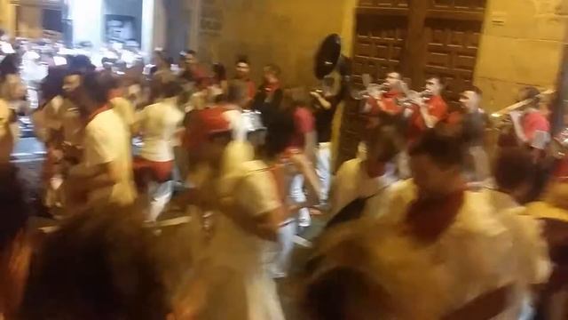 Dancing in the Streets! Running of The Bulls, San Fermin Festival 2016 | Pamplona, Spain смотреть онлайн