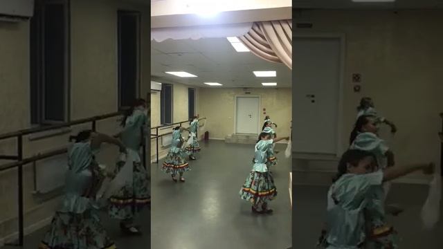 Танцы . Хореография . Репетиция ? смотреть онлайн