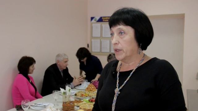 В центре занятости можно отучиться на повара-кондитера смотреть онлайн