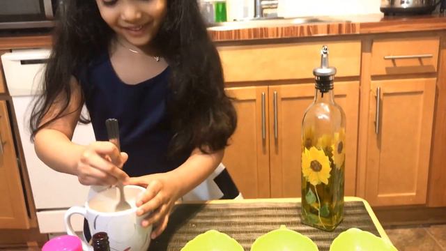 2 Minutes delicious Mug Cake in Microwave | Egg less | Yuktha Making Mug Cake |#Chirpy_Thought смотреть онлайн