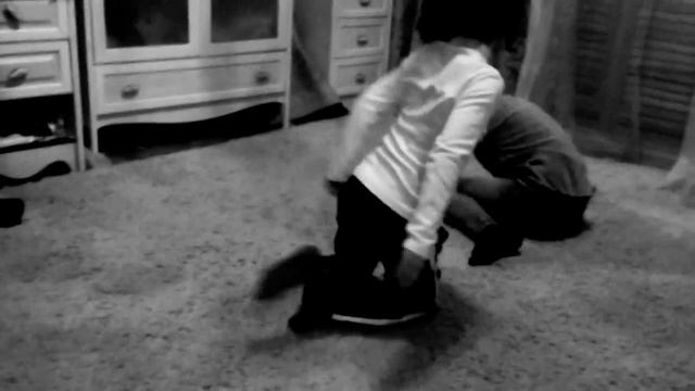 Вампир укусил маленькую девочку смотреть онлайн