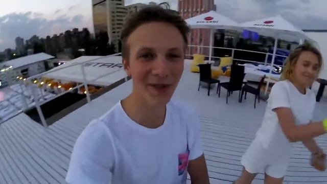 VLOG ● Внезапно В Одессе Паша Бумчик растался с Лерой #2 смотреть онлайн
