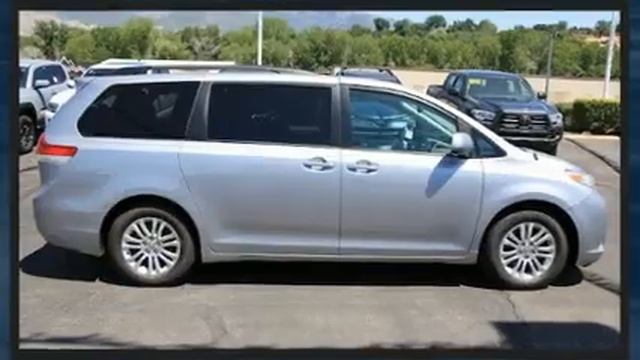 2012 Toyota Sienna XLE V6 7 Passenger Auto Access Seat смотреть онлайн