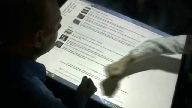 Multi-user DiamondTouch Table and Adobe Acrobat смотреть онлайн