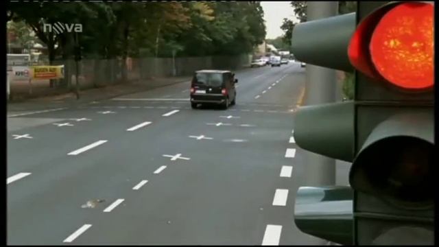 Mazda 323F BA CRASH смотреть онлайн