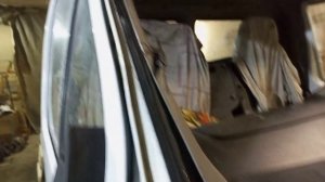 Как я легко один снимаю лобовое стекло газель.