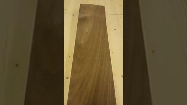 Шпон Орех американский тангенциальный 950х120х0,6 мм смотреть онлайн