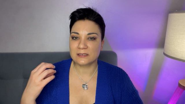 Энергетические вампиры. Как их распознать и не отдавать свою энергию? смотреть онлайн