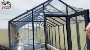Теплица из стекла. Алюминиевый каркас, цвет антрацит. #теплица #теплицаизстекла