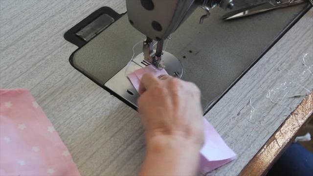 DIY Ropa bebé: vestido y braguita (patrones gratis) смотреть онлайн
