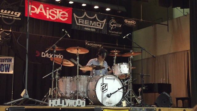 Gregg Potter Hollywood Drum Show 10-10-2015 Drum Solo смотреть онлайн